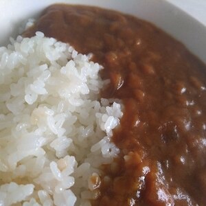 トマトジュースでつくるカレーライス